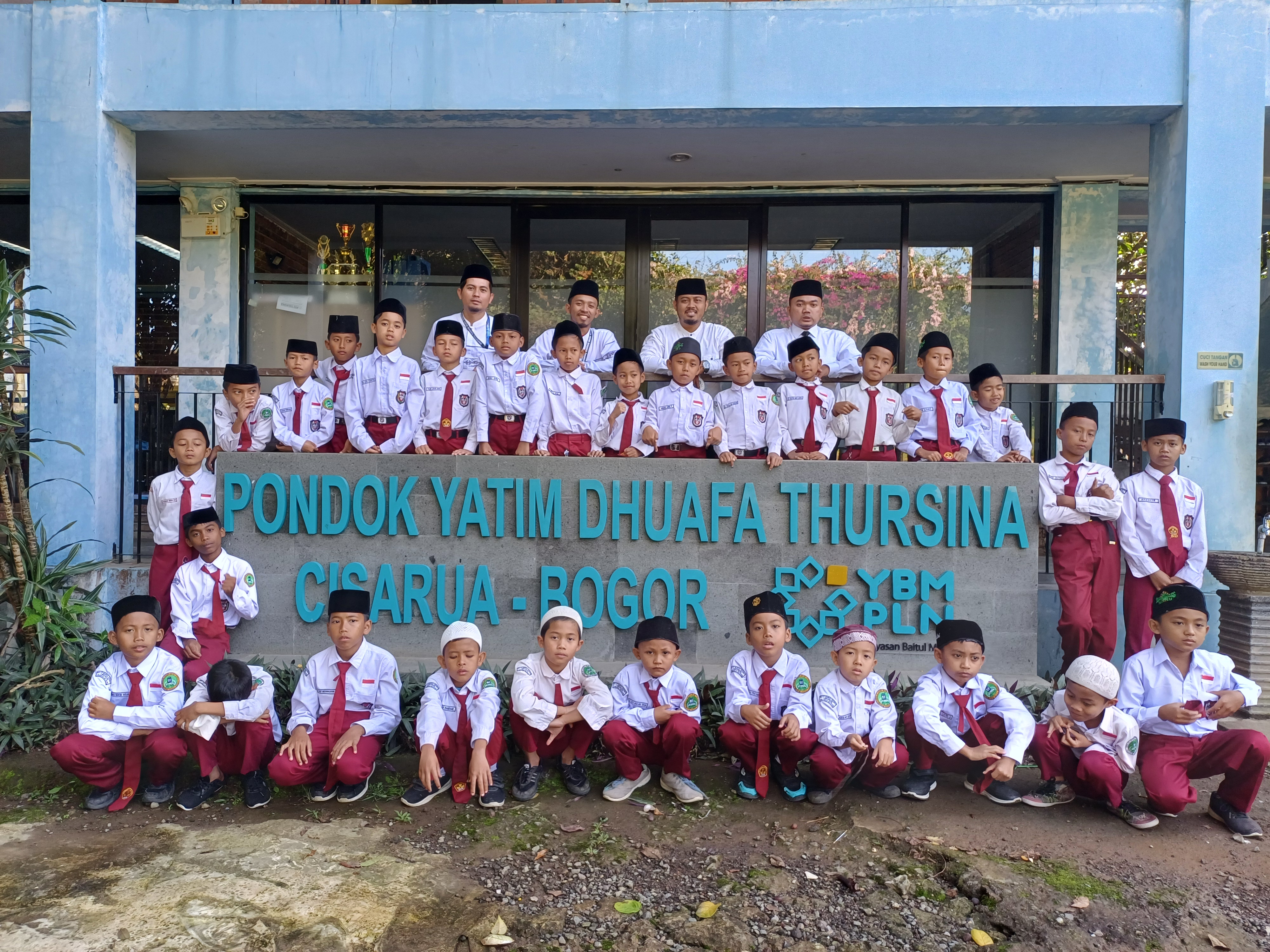 Pendidikan untuk Menyalakan Cahaya Masa Depan